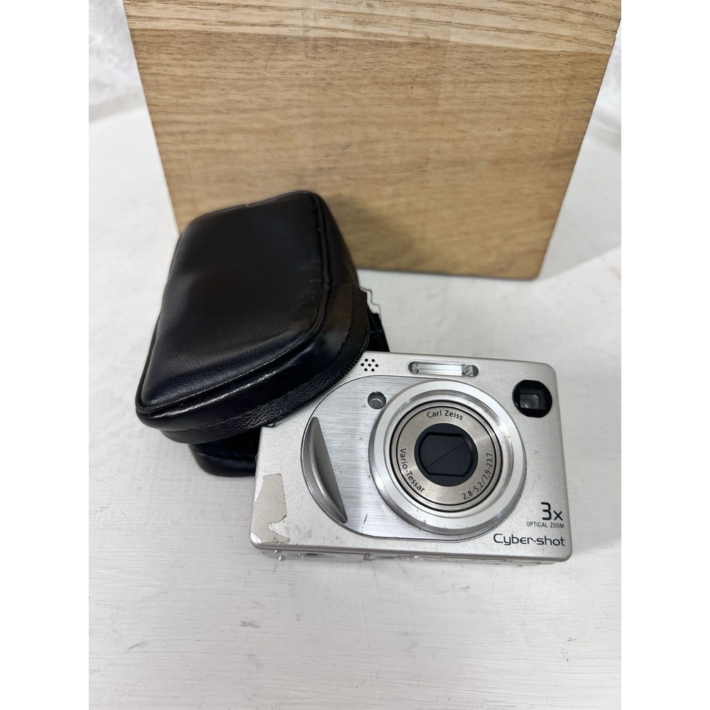 🌟🌟Sony Cyber-shot DSC-W1 Digital Camera Silver -READ